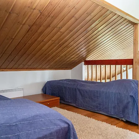 Tahkon Klubitie 2 A By Interhome