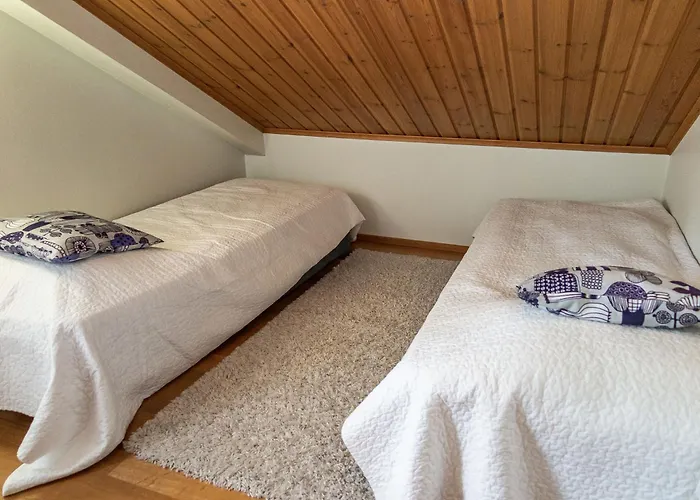 Tahkon Klubitie 2 A By Interhome